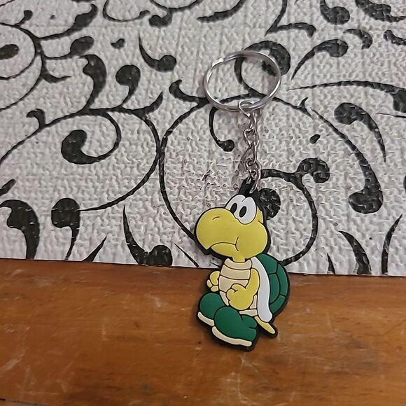 Pair of Super Mario Brothers Keychains - Picture 4 of 5